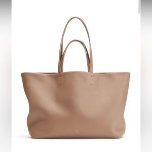 Cuyana Easy Tote Cappuccino New